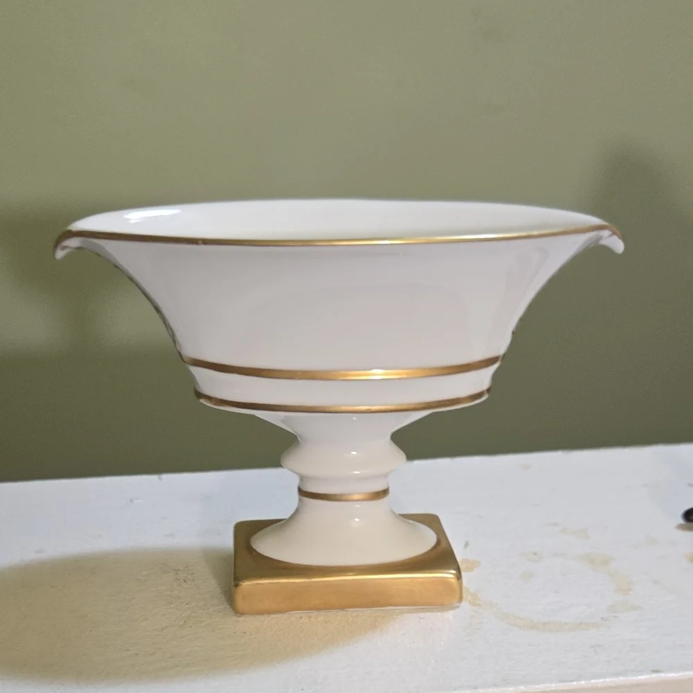 Vintage Gilt Porcelain / Footed Bowl.